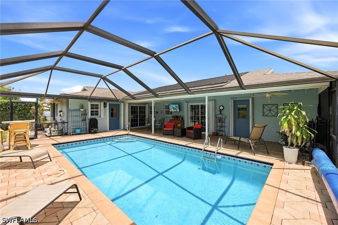 720 Meyer Dr — photo