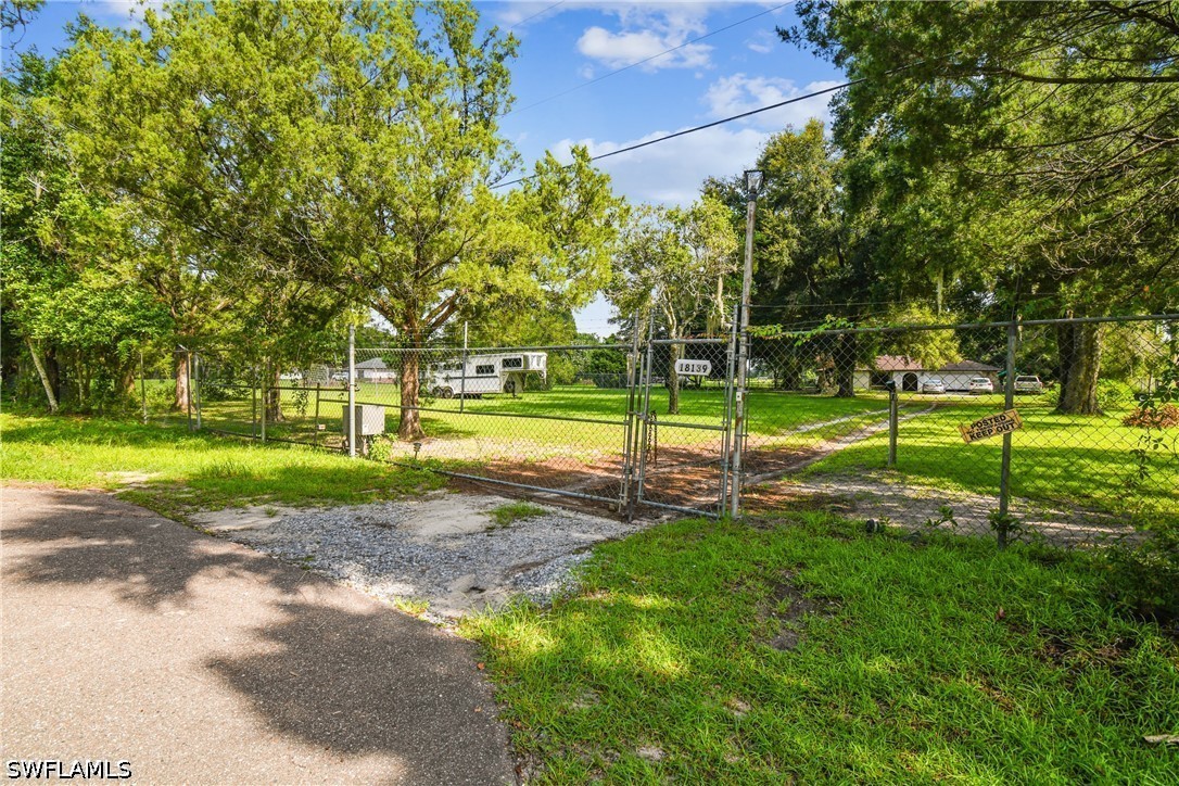 18139 Benes Roush Road, Brooksville, FL 39604 — photo 2