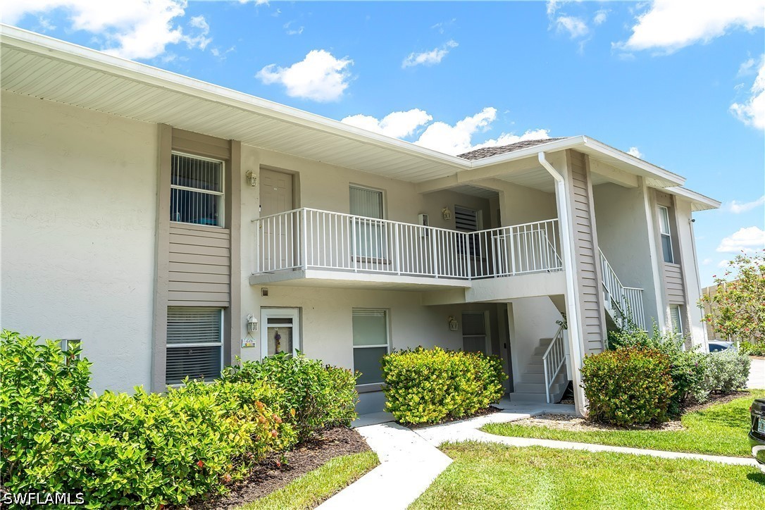 1330 Derbyshire Ct E203 — photo