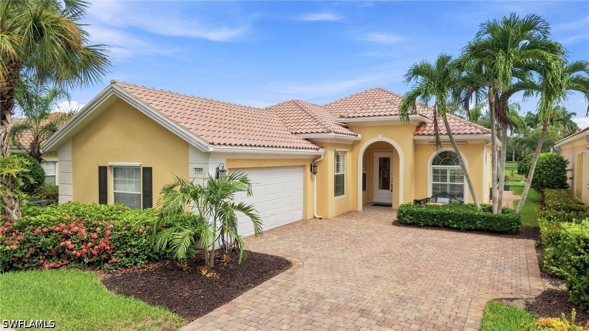 7589 Garibaldi Ct — photo
