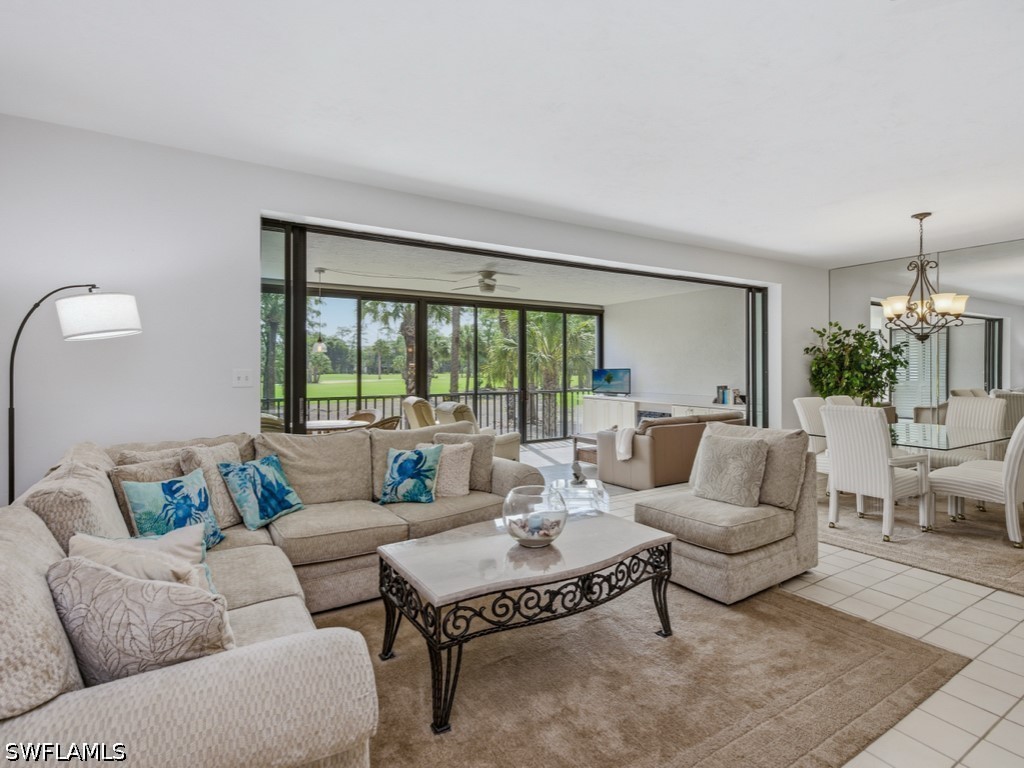 82 Cypress View Dr — photo