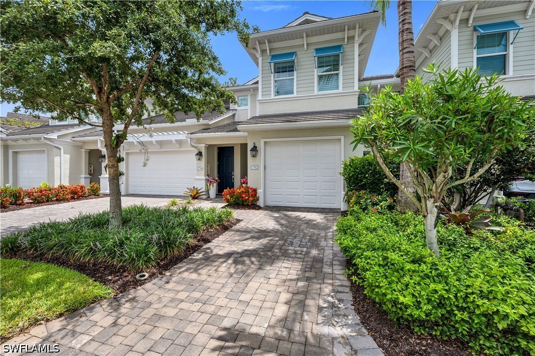 6959 Avalon Cir 1702 — photo