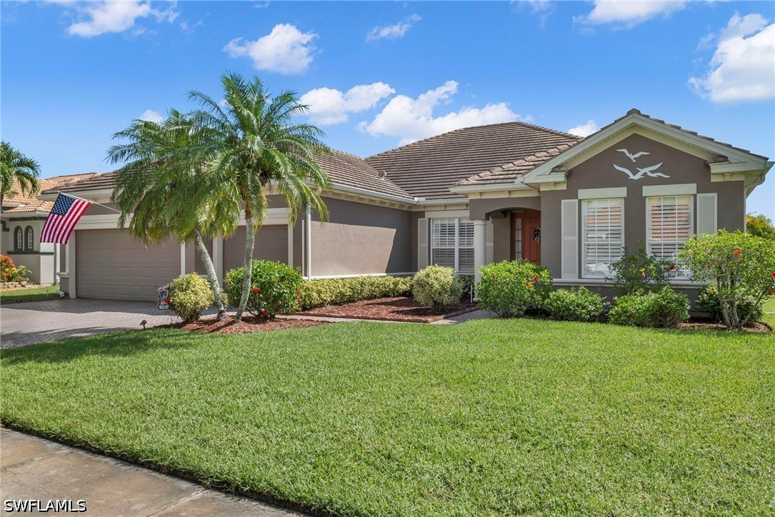2111 Grove Dr — photo
