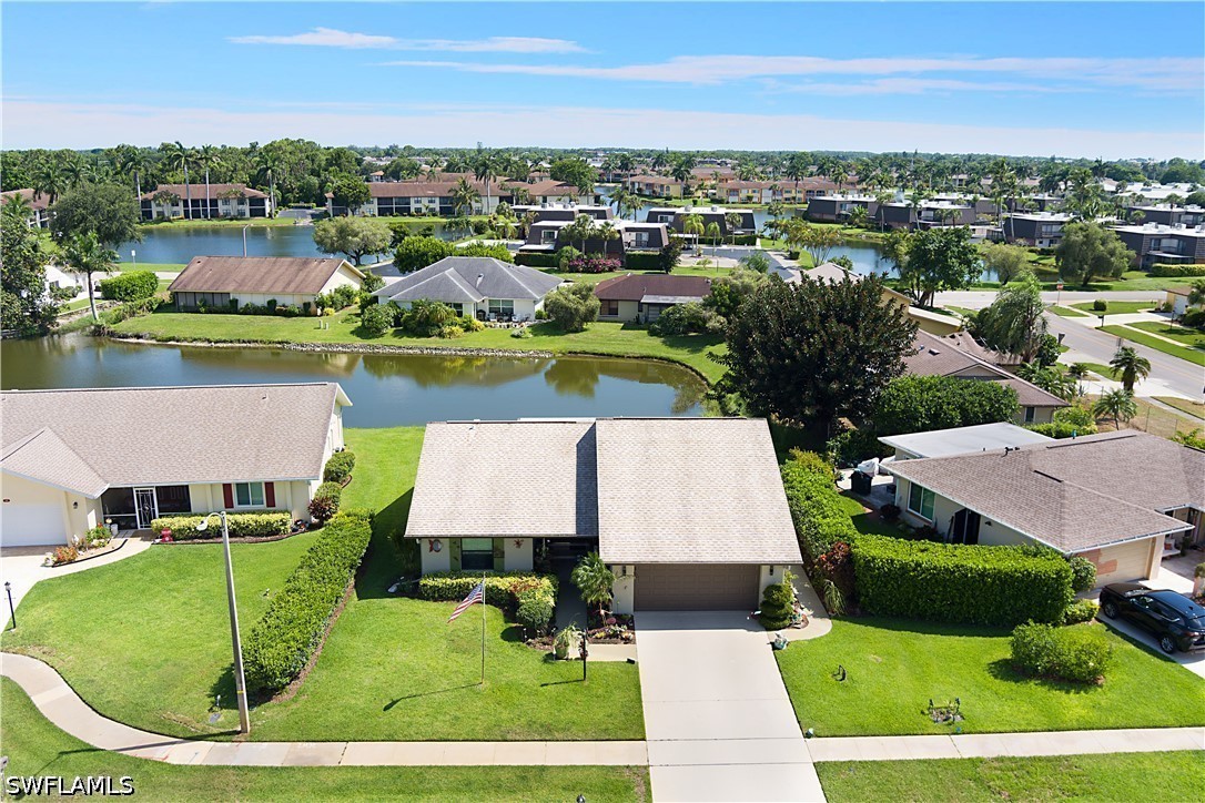 104 Brittany Ct — photo