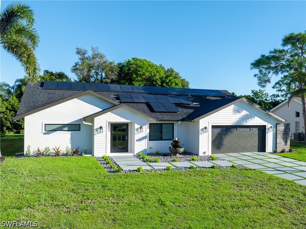 5105 Berkeley Drive, Naples, FL 34112 — photo 2