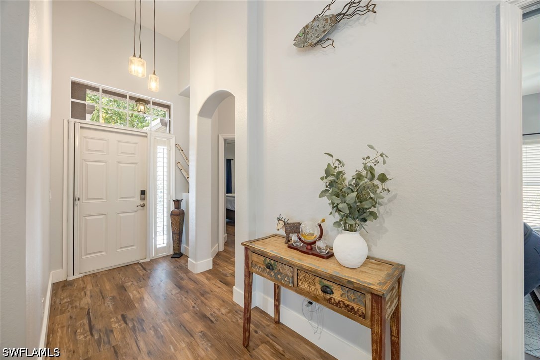 219 Glen Eagle Circle, Naples, FL 34104 — photo 2