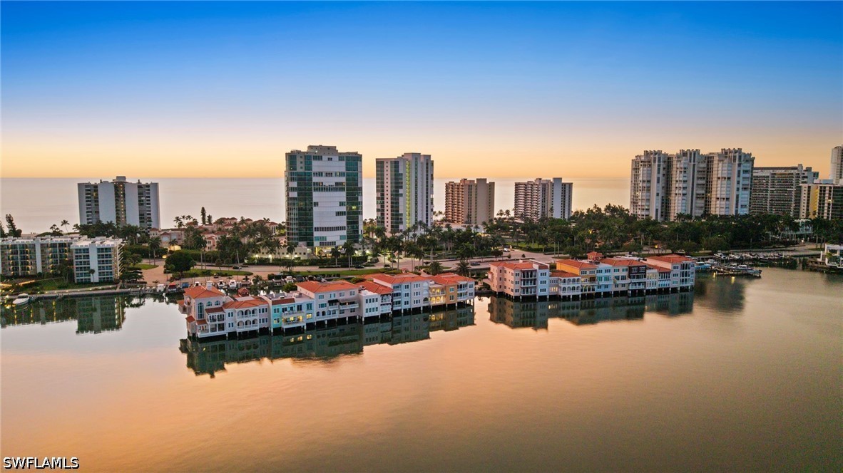4000 Gulf Shore Blvd N 1500 — photo