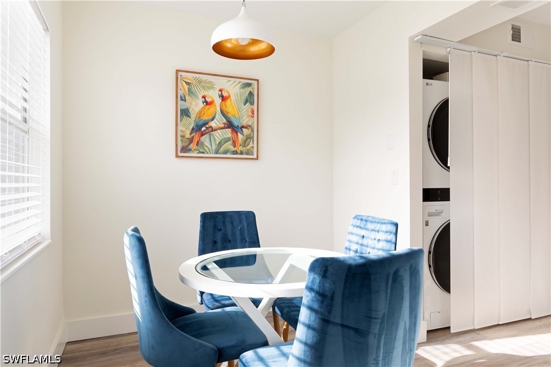 137 Wading Bird Cir F101 — photo