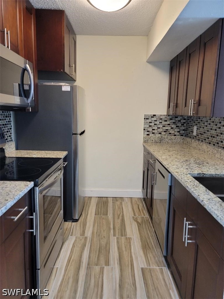 190 Santa Clara Dr 190-4 — photo