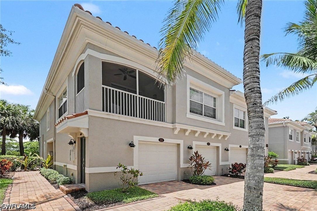 23440 Alamanda Dr 201 — photo
