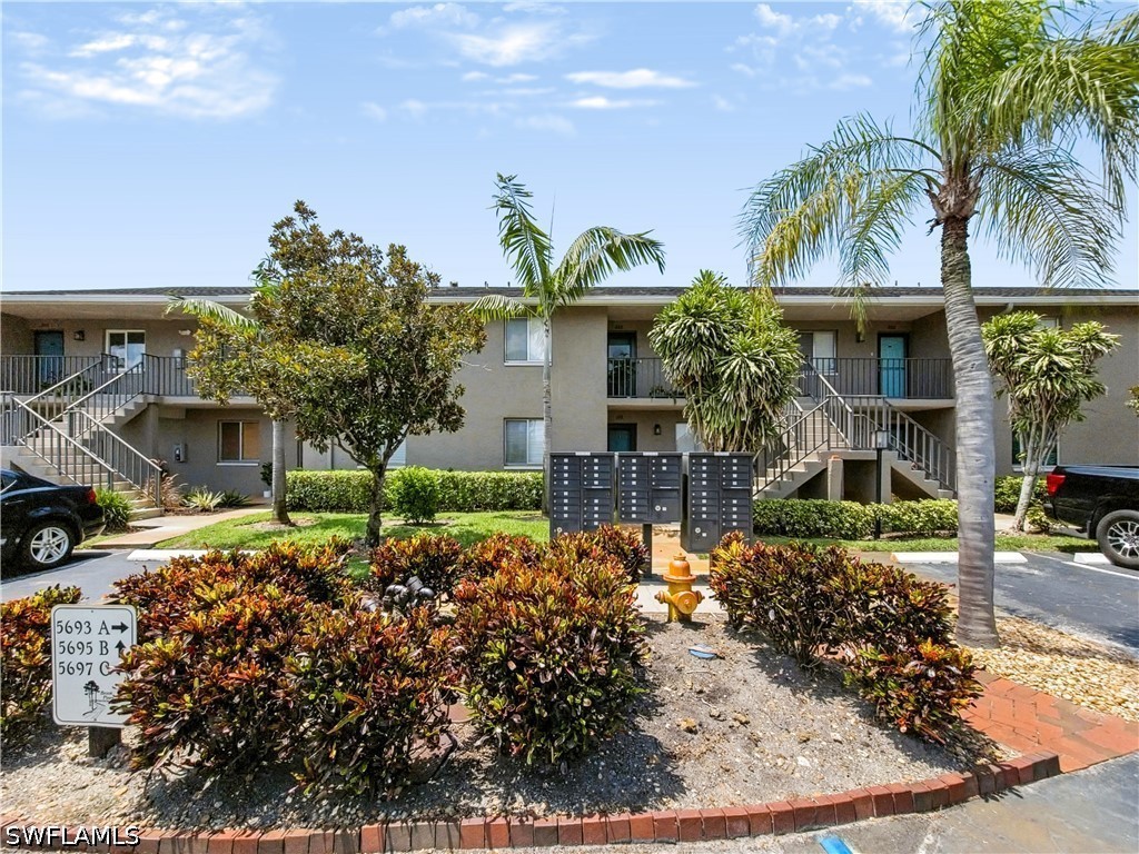 5693 Rattlesnake Hamm Road #203A, Naples, FL 34113
