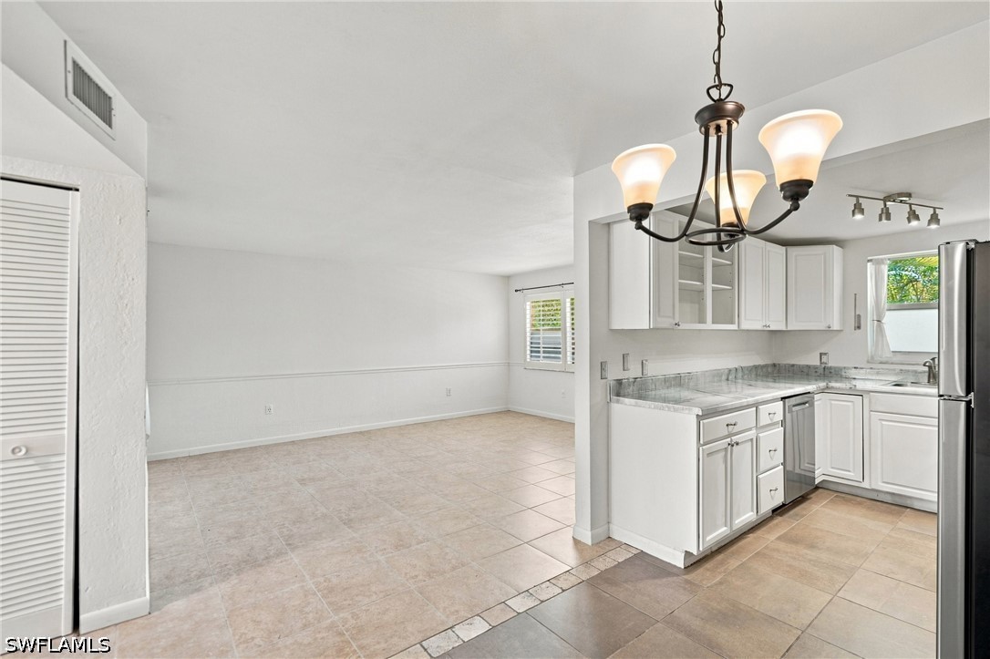 4290 Gulfstream Dr 5 — photo