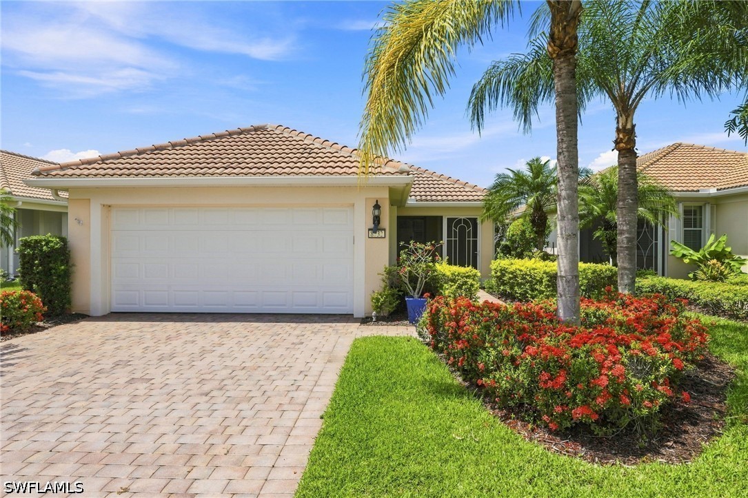 8732 Querce Court, Naples, FL 34114 — photo 2