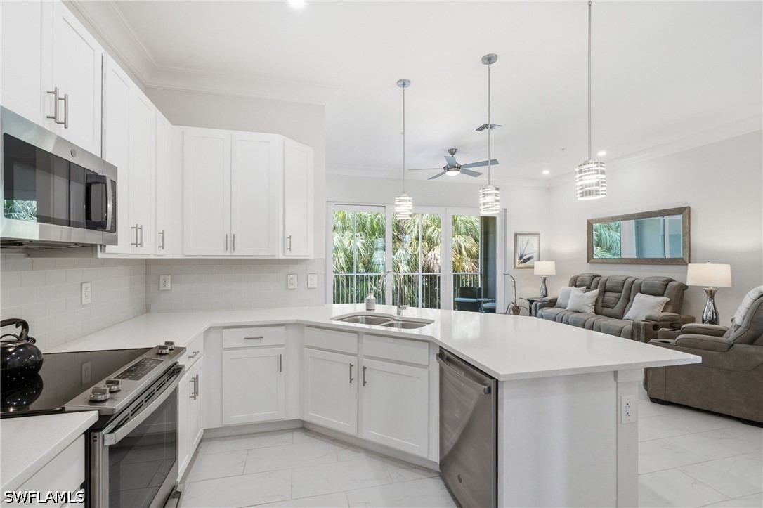 238 Indies Dr E 201 — photo