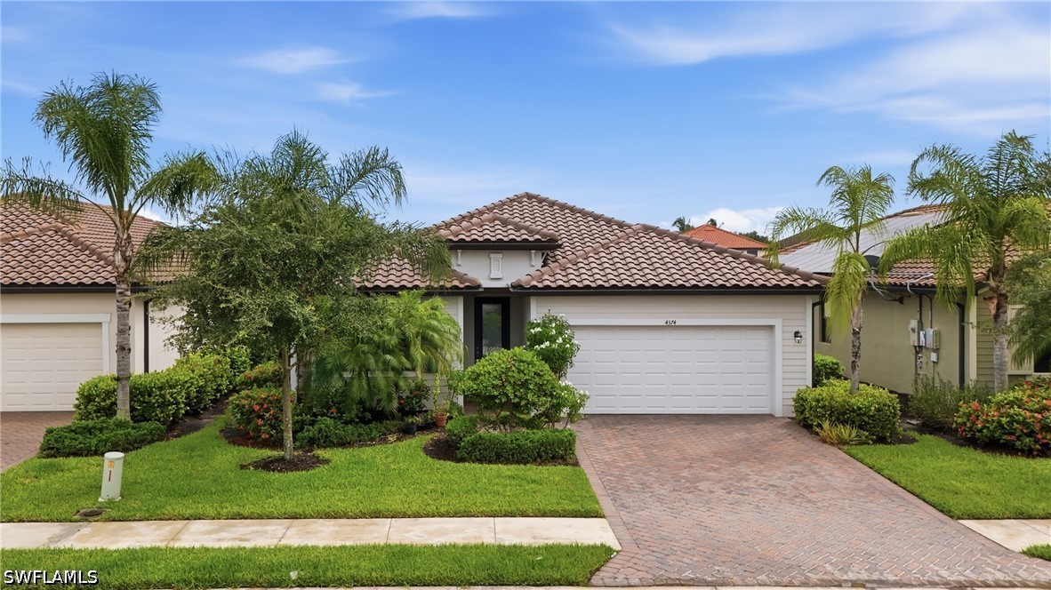 4374 Bismark Way, Naples, FL 34119 — photo 2