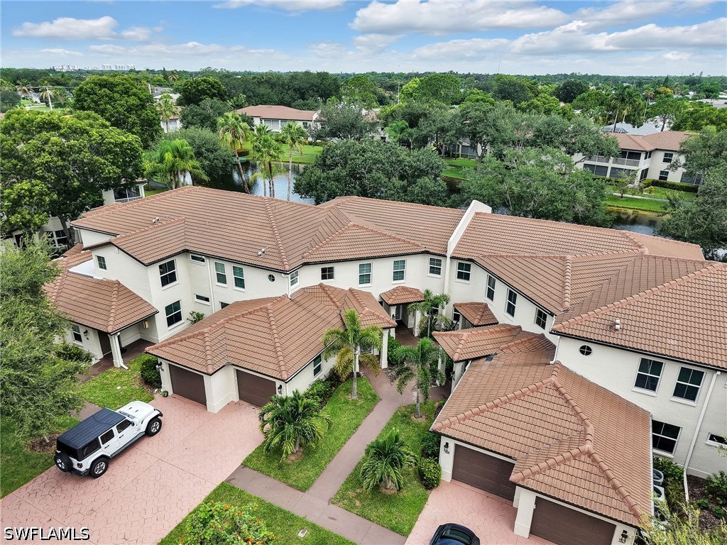 1100 Diamond Cir 1104 — photo