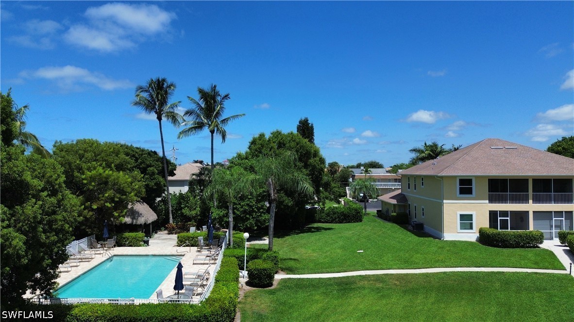 1067 Hartley Ave 704 — photo