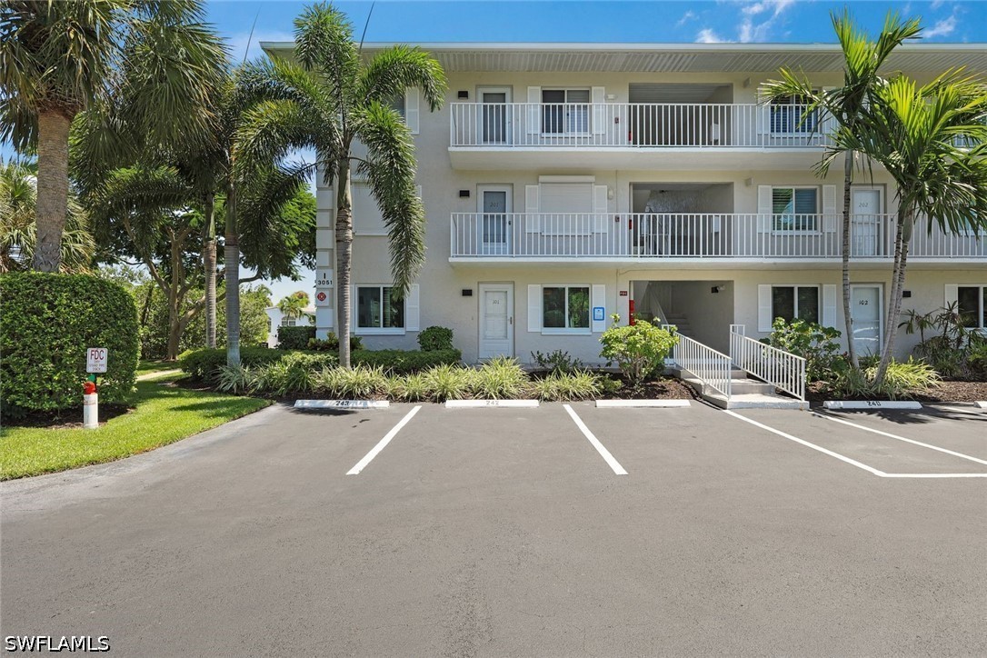 3051 Sandpiper Bay Cir I101 — photo