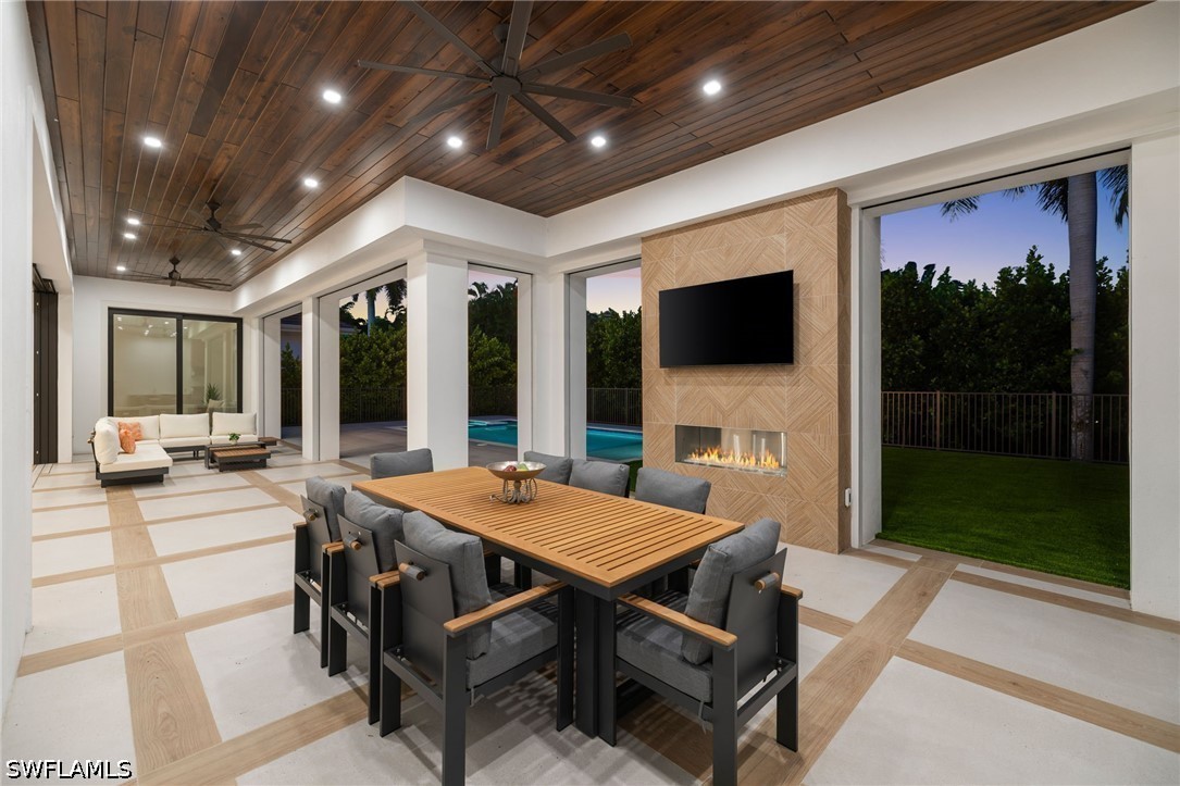 3280 Crayton Road, Naples, FL 34103 — photo 3
