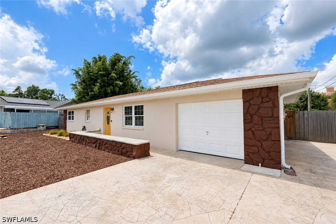 18386 Ostego Dr — photo