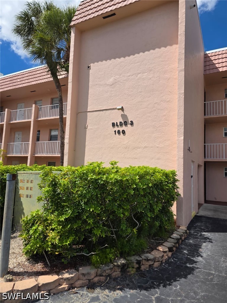 160 Turtle Lake Ct 209 — photo