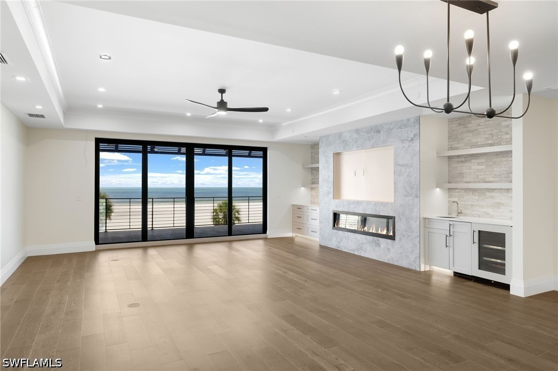 6230 Estero Blvd 201 — photo