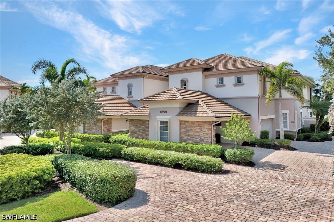 8723 Coastline Ct 202 — photo