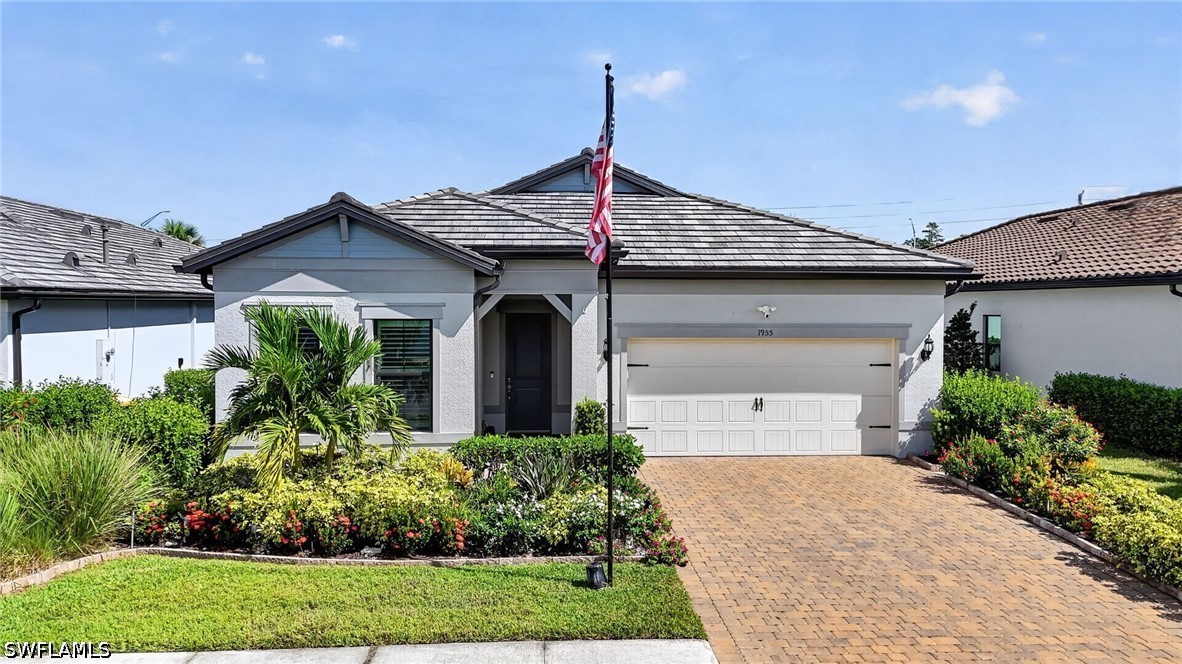 1955 Tripletail Ln — photo