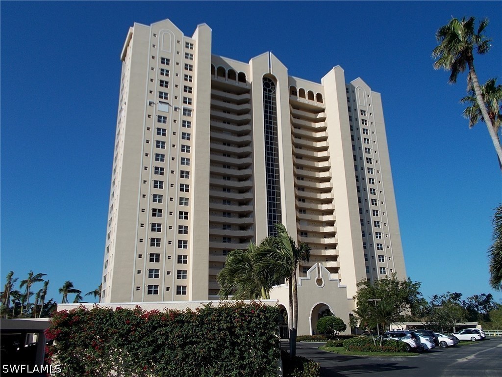 5550 Heron Point Dr 504 — photo