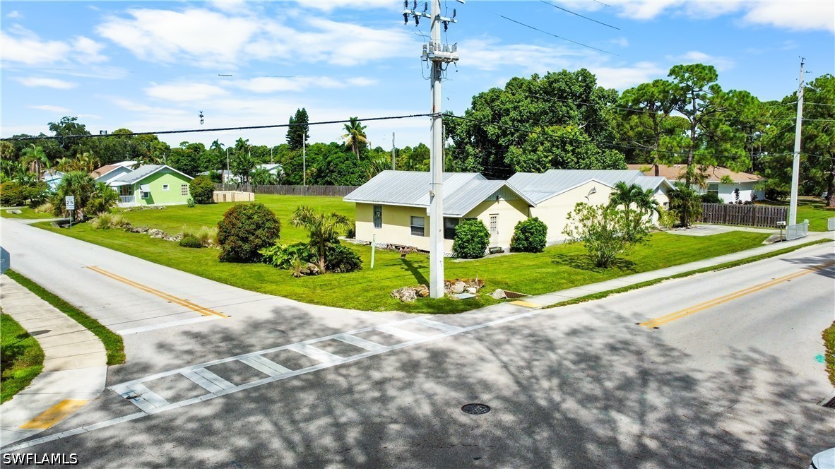 2795 W Francis Ave — photo