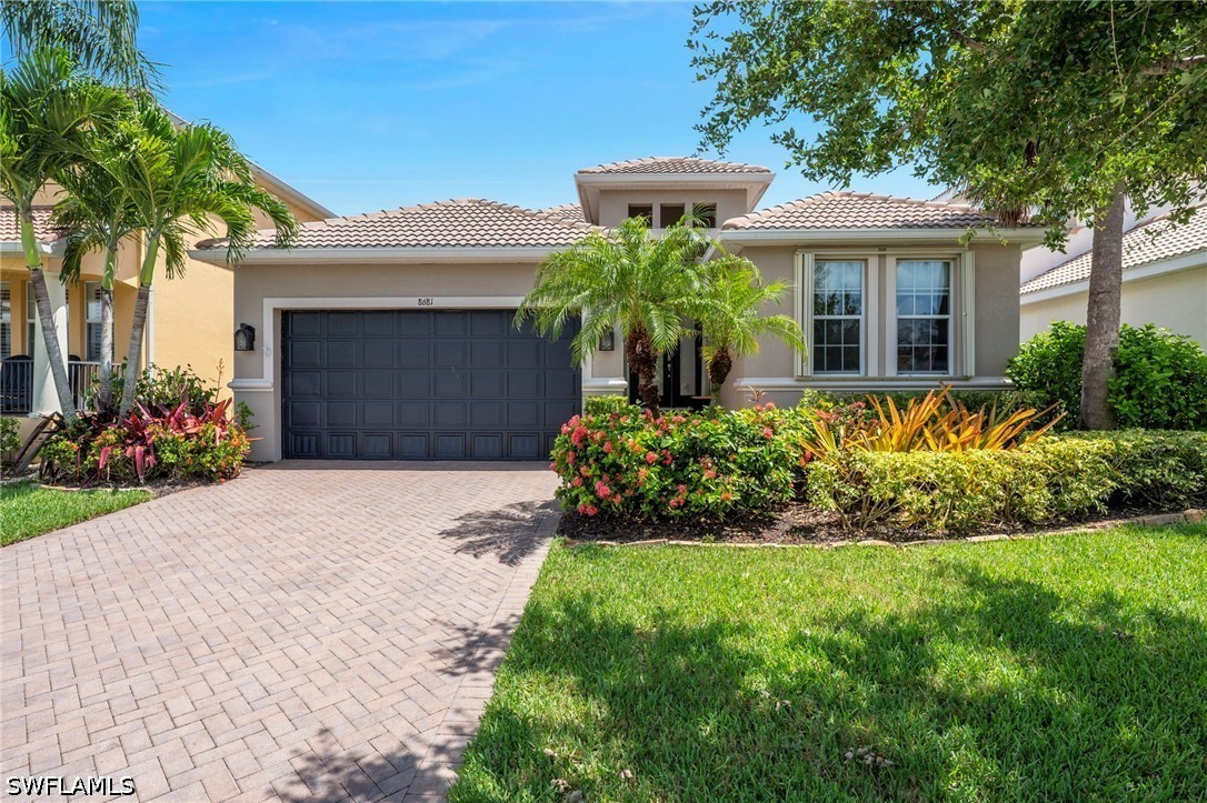 8681 Banyan Bay Blvd — photo