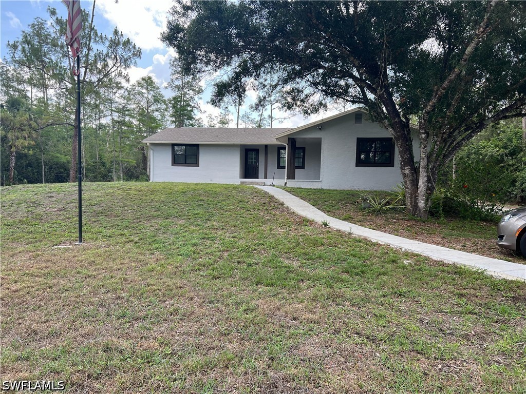 360 Desoto Blvd S — photo