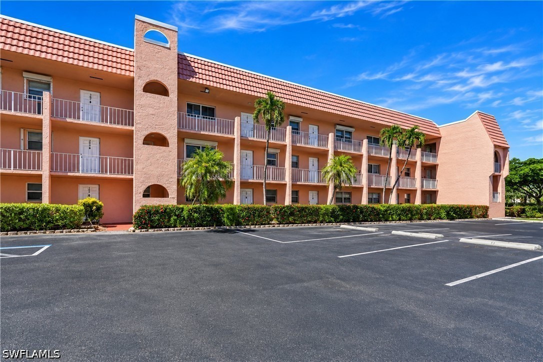 Home in Naples, FL 34105 — photo 2