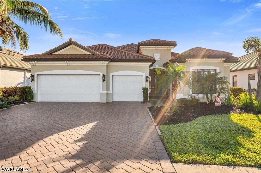 2324 Grenadines Way — photo