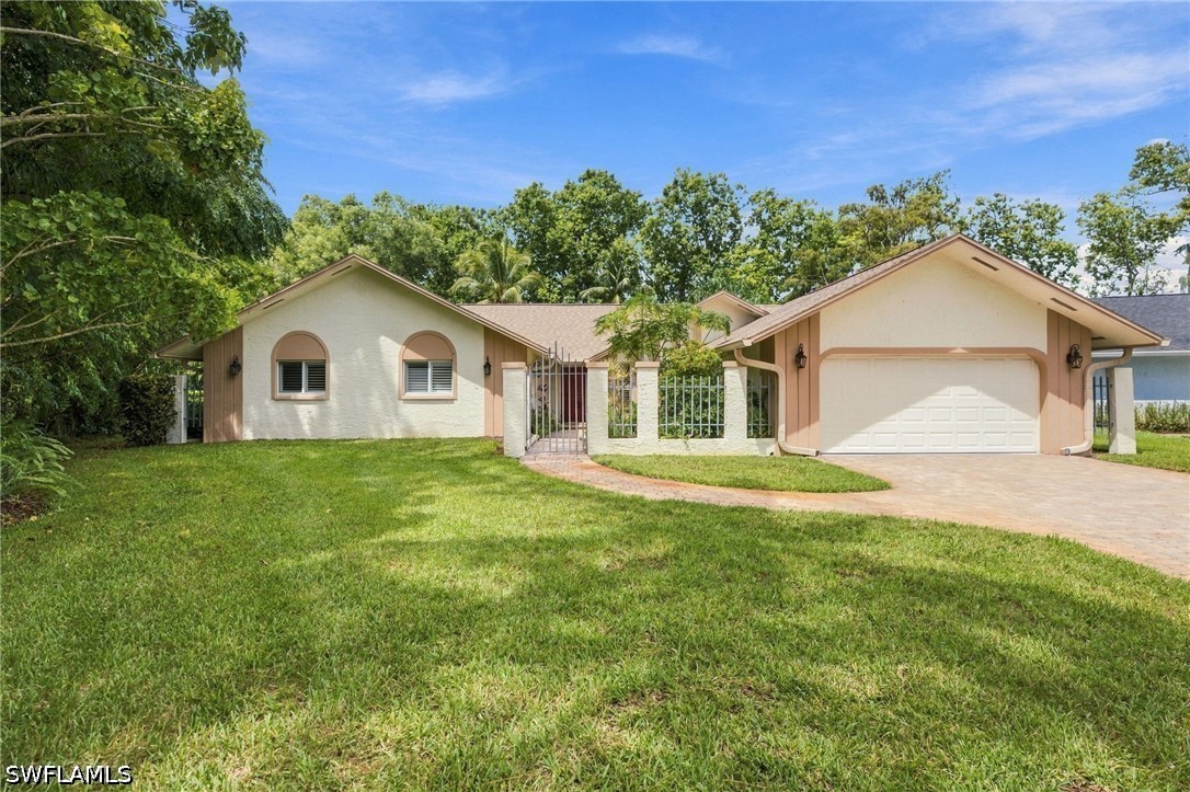 3066 Round Table Ln — photo