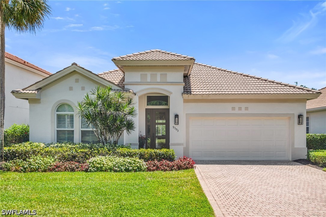 9303 Oak Strand Dr — photo