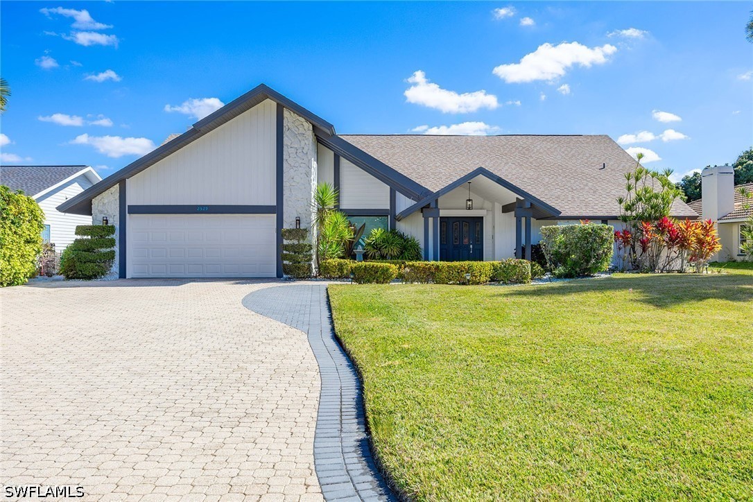 2529 Kings Lake Blvd — photo