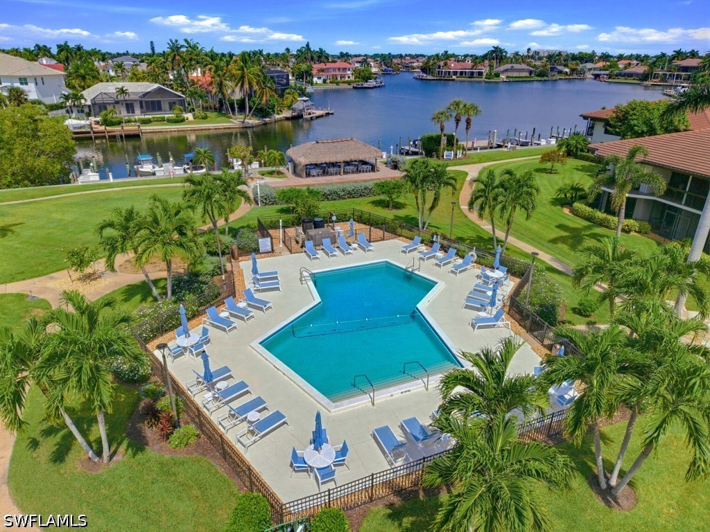 525 Seaview Ct M4 — photo