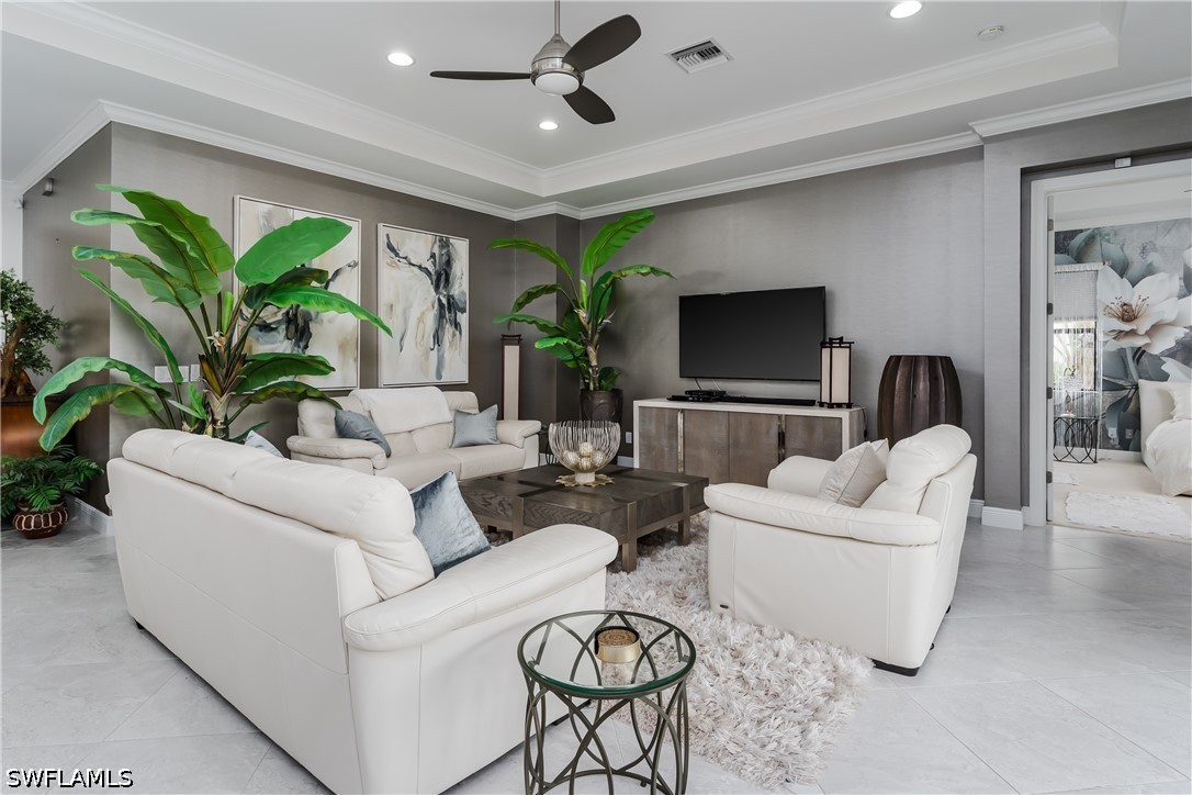 4664 Abaca Circle, Naples, FL 34119