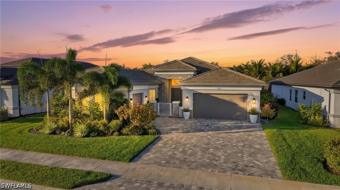 12021 Azalea Way — photo