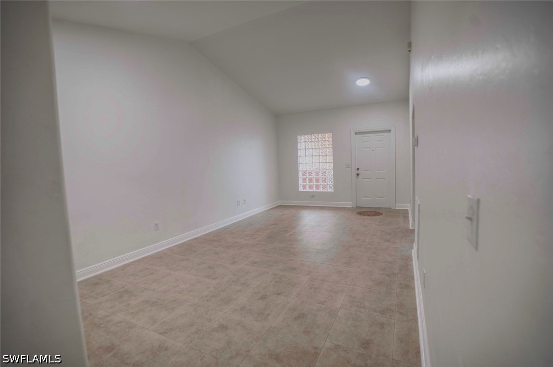 4110 Castilla Cir 205 — photo