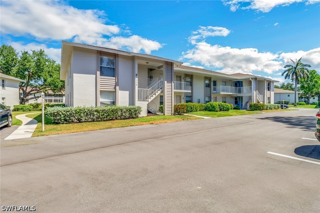 1358 Derbyshire Ct F201 — photo
