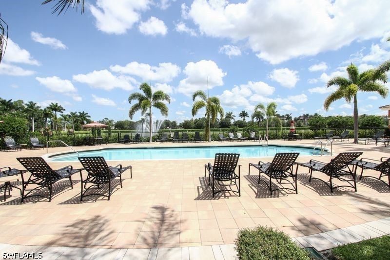1810 Florida Club Cir 1204 — photo