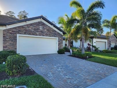 9184 Glenforest Dr — photo