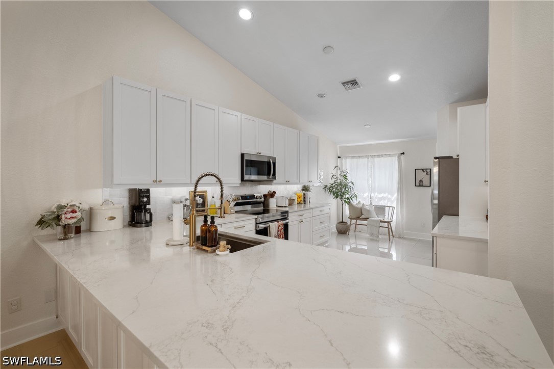8163 Ibis Cove Cir — photo