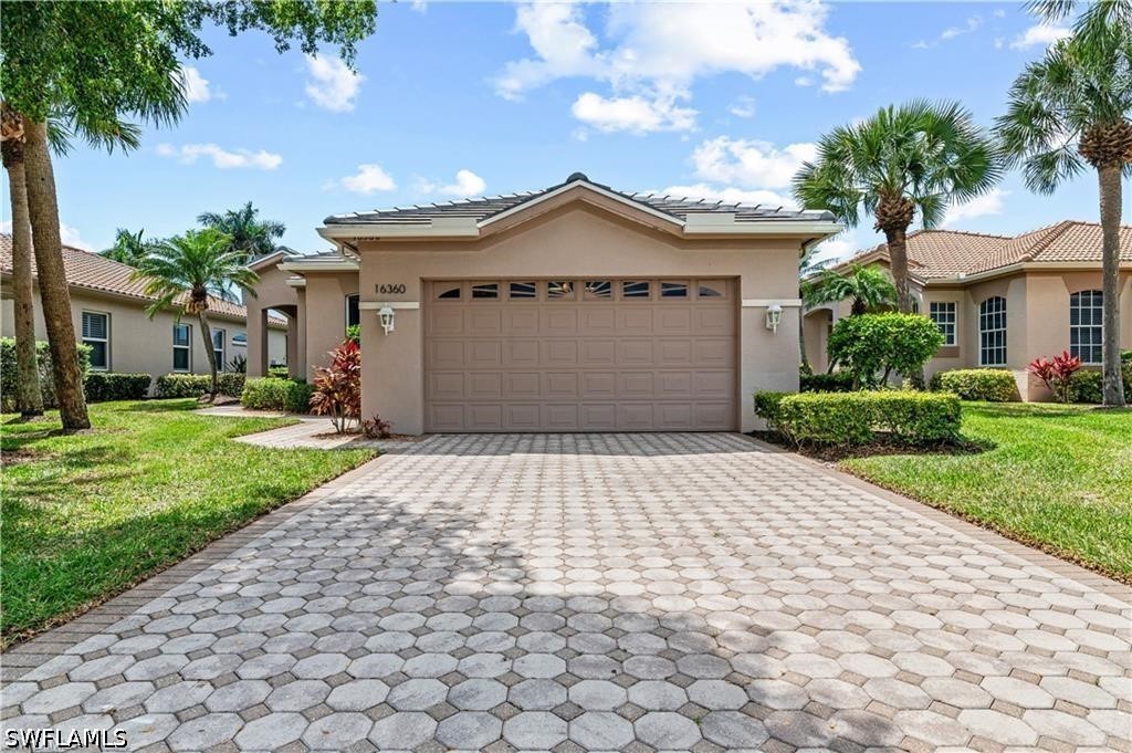 16360 Willowcrest Way — photo
