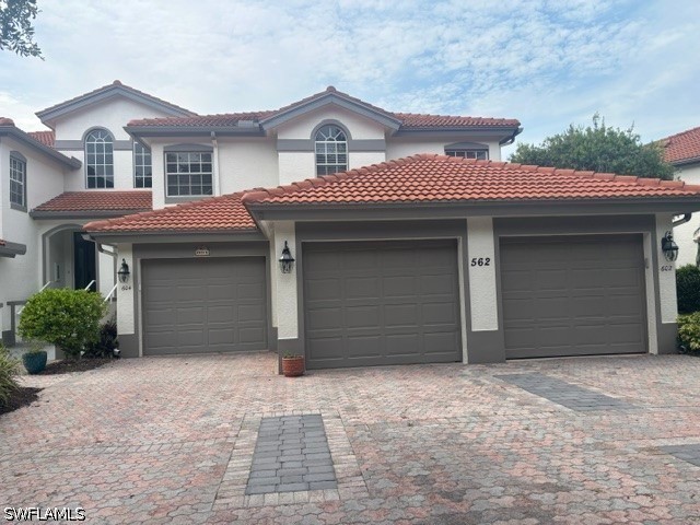 562 Laguna Royale Blvd 604 — photo