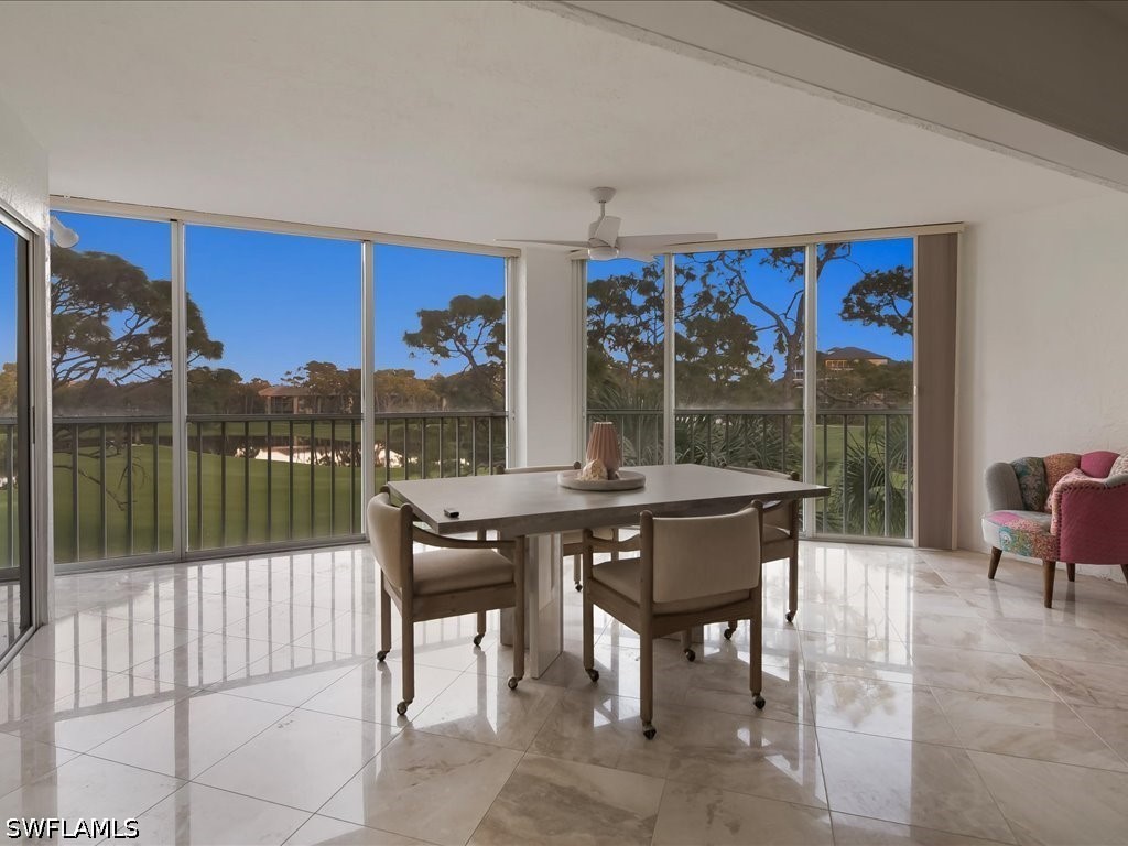26910 Wedgewood Dr Unit 403 — photo