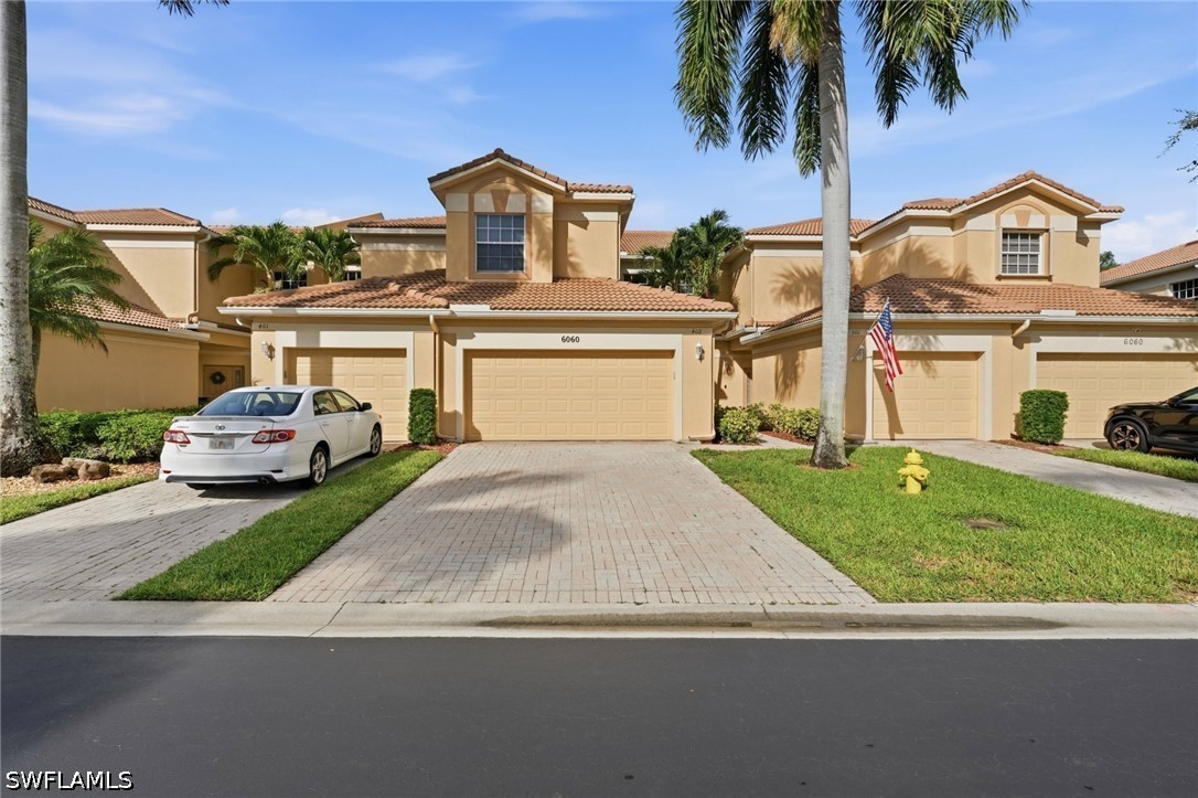6060 Jonathans Bay Cir Unit 402 — photo
