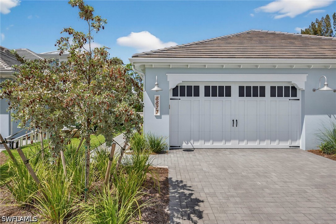 8877 Yucatan Ct — photo